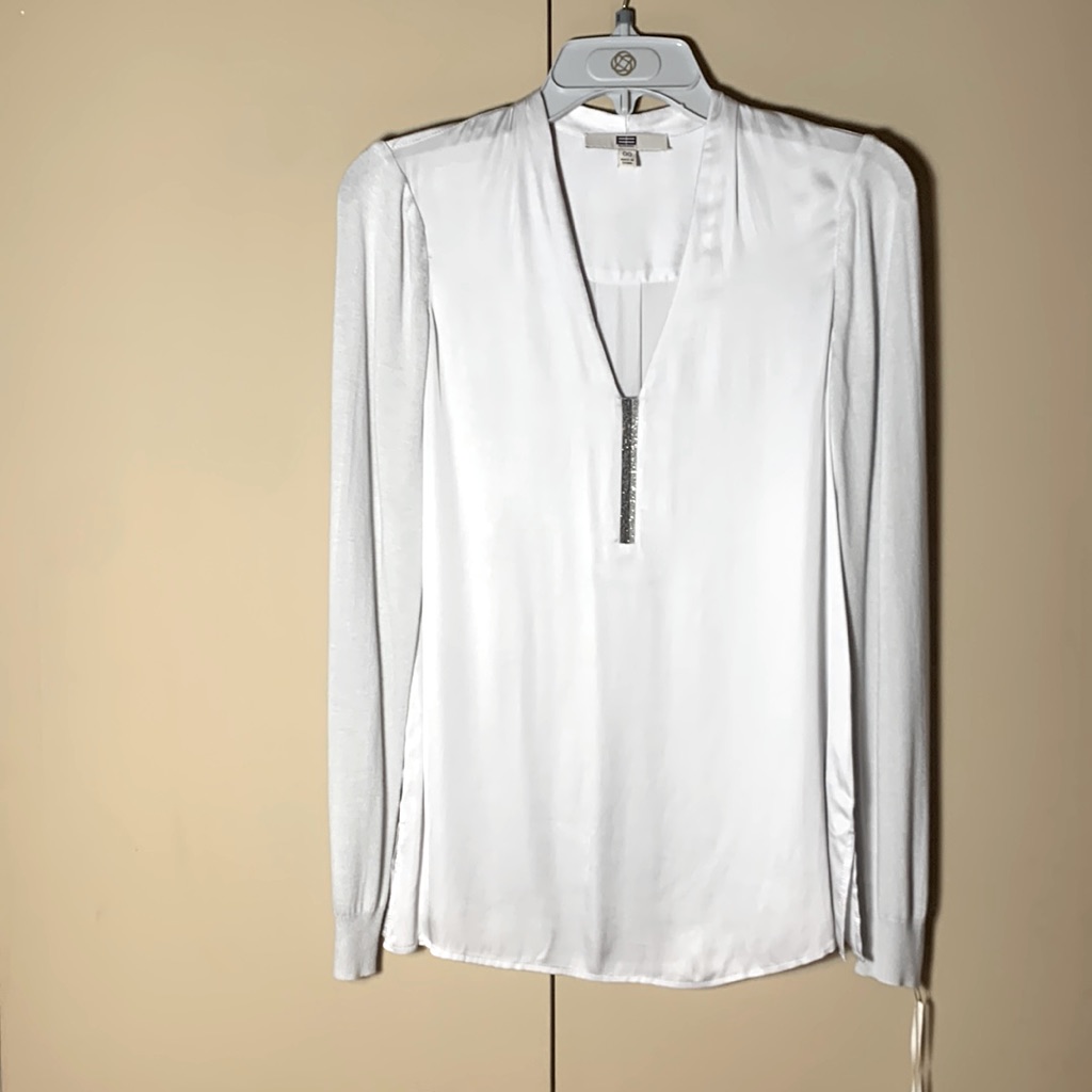 Nwt Etcetera Silver Silk And Knit Beaded V-Neck Blouse Size 00